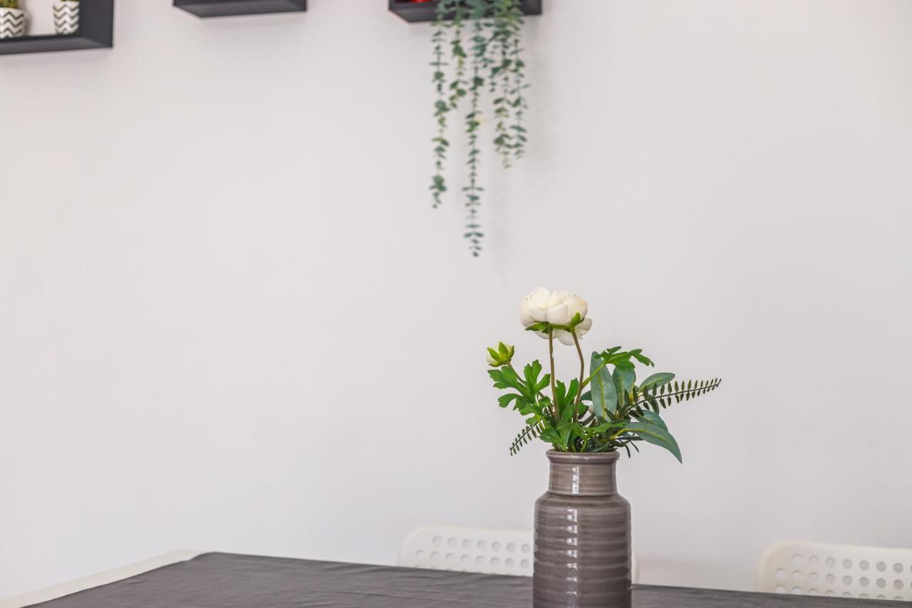 Sleeptubal Moderne Accommodatie Alhos Vedros Extérieur photo