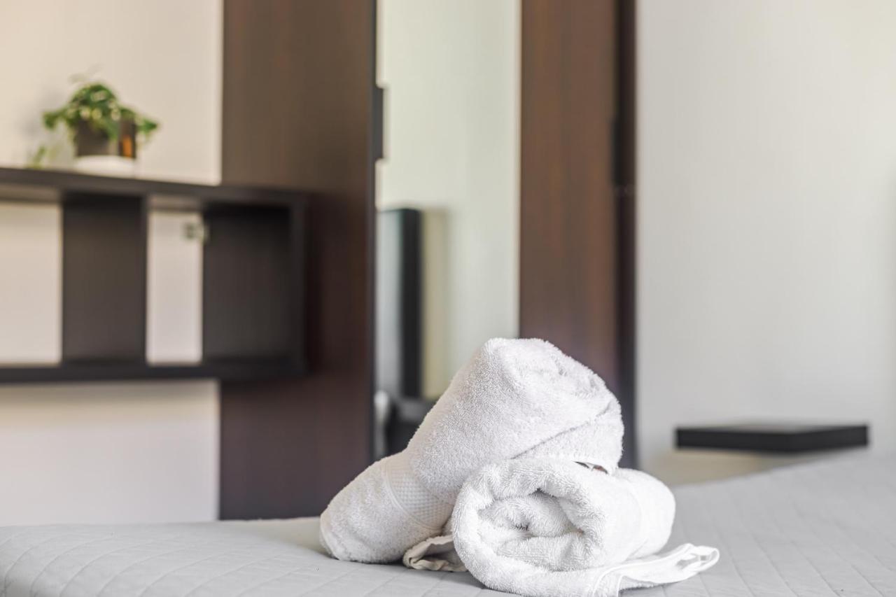 Sleeptubal Moderne Accommodatie Alhos Vedros Extérieur photo