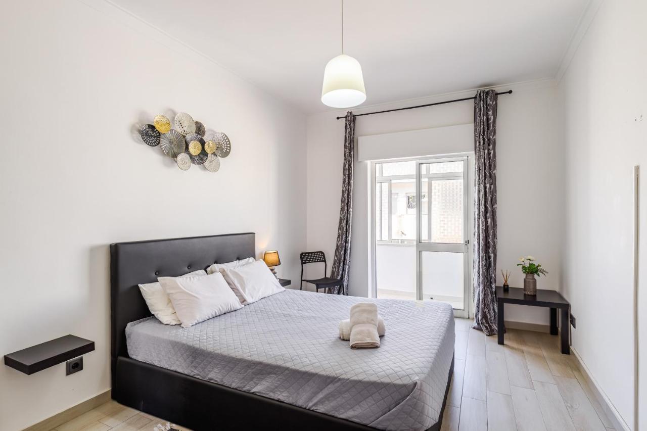 Sleeptubal Moderne Accommodatie Alhos Vedros Extérieur photo